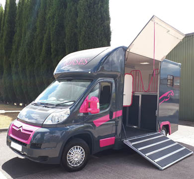 Horsebox Builder